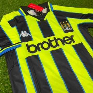 Picture of Manchester City 98/99 Away