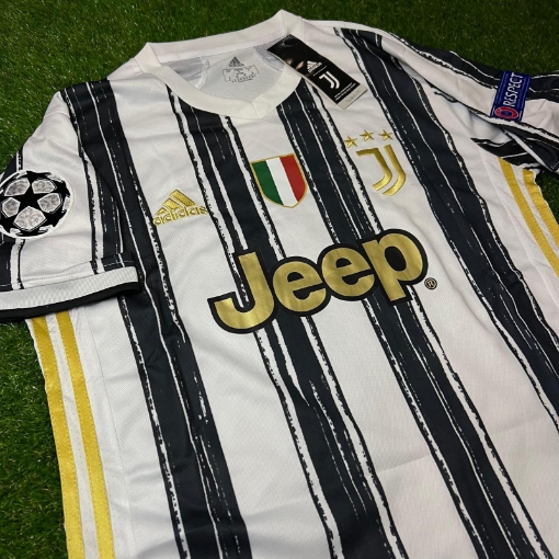 Picture of Juventus 20/21 Home Ronaldo