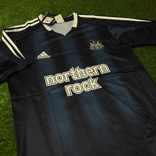 Picture of Newcastle 04/05 Away