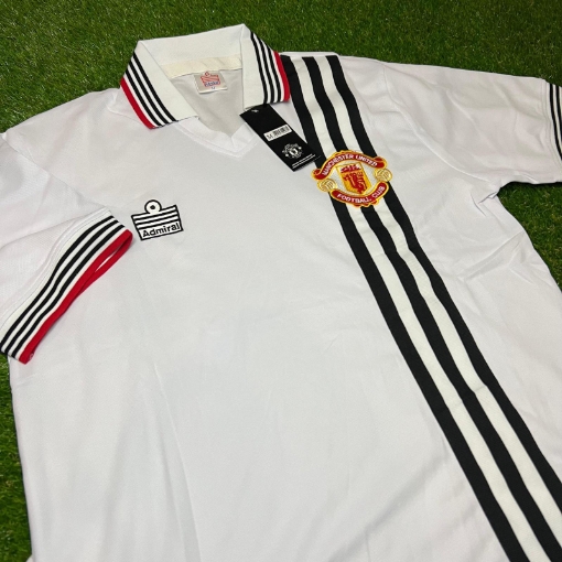 Picture of Manchester United 75/80 Away