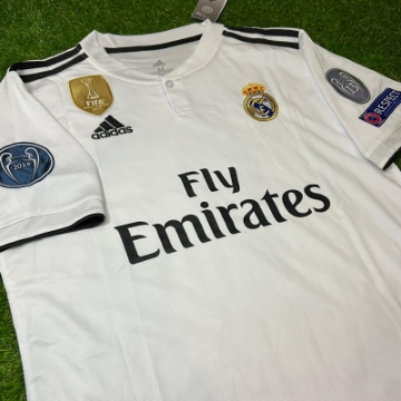 Picture of Real Madrid 18/19 Home Benzema