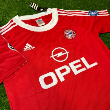 Picture of Bayern Munich 00/01 Home 