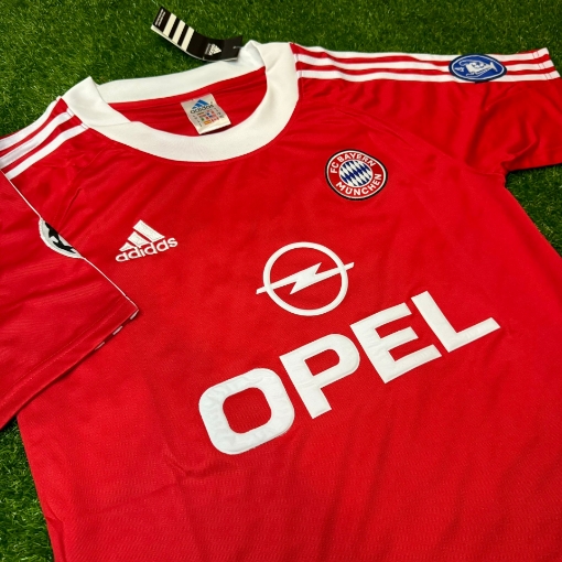 Picture of Bayern Munich 00/01 Home 