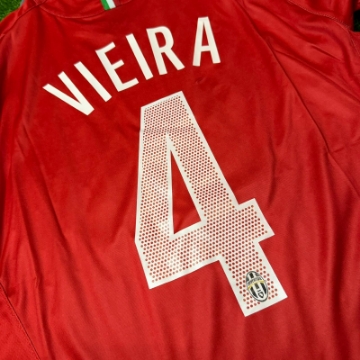 Picture of Juventus 05/06 Away Vieira