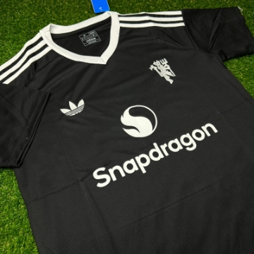 Picture of Manchester United 24/25 Goalkeeper Black