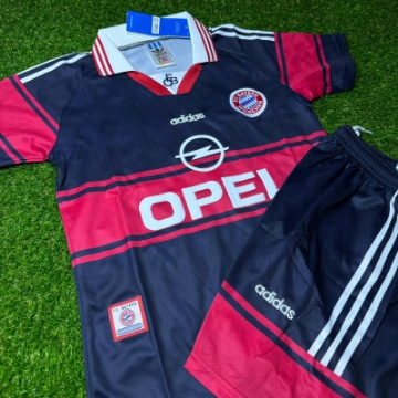 Picture of Bayern Munich 97/99 Home Kids