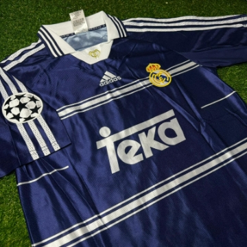 Picture of Real Madrid 98/99 Away Raul 