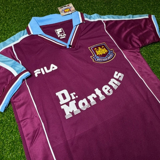 Picture of West Ham 99/01 Home Di Canio