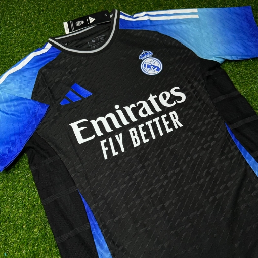 Picture of Real Madrid 24/25 Special Player Version Blue/Black