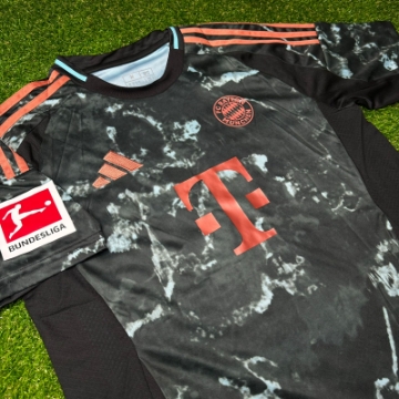 Picture of Bayern Munich 24/25 Away Kane
