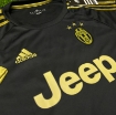 Picture of Juventus 15/16 Third