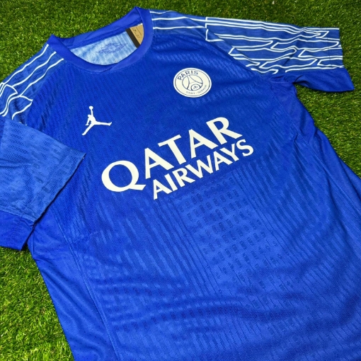 Picture of PSG 2024 Training Player Version Blue