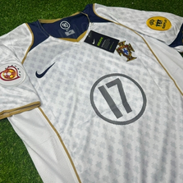 Picture of Portugal 2004 Away C.Ronaldo