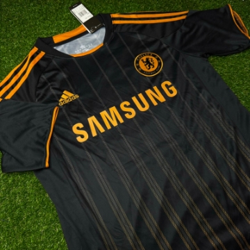 Picture of Chelsea 10/11 Away Drogba
