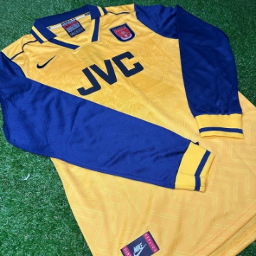 Picture of Arsenal 96/97 Away Bergkamp Long - Sleeve